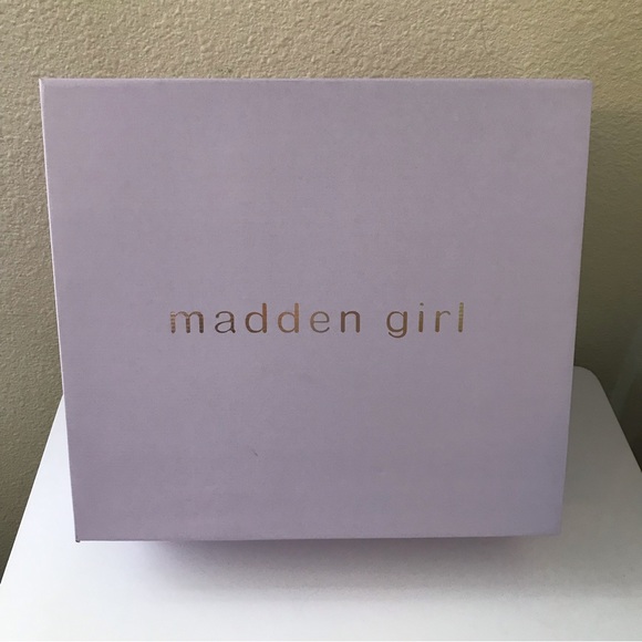 madden girl Carra Platform Combat Boots White - Picture 9 of 10